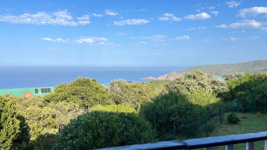 6 Bedroom Property for Sale in Herolds Bay Western Cape